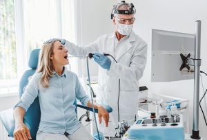 استروبوسکوپی، لارنگوسکوپی و آندوسکوپی حنجره در تهران